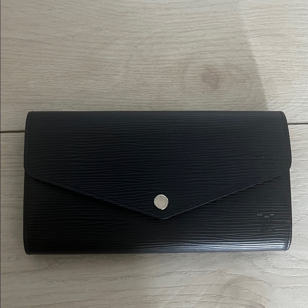 Louis Vuitton Black wallet